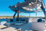 Custom Line Navetta 33